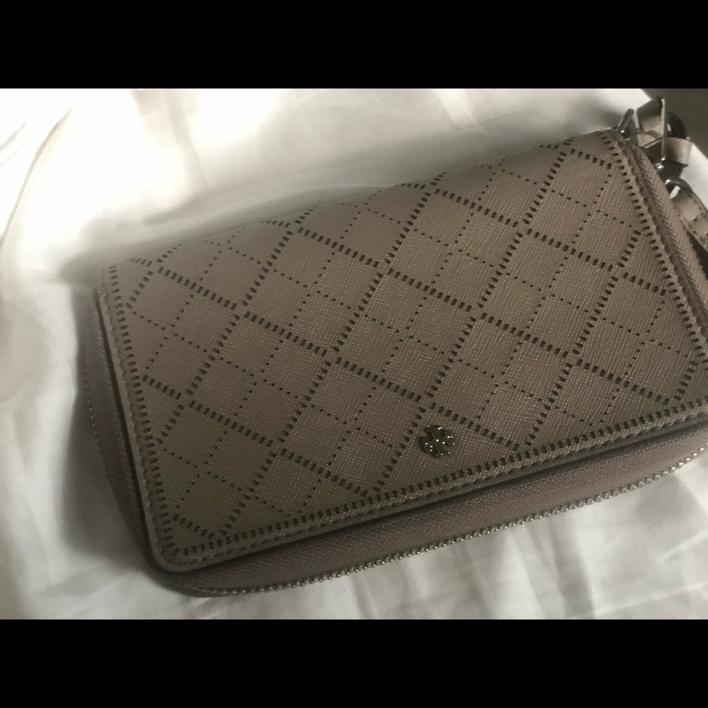 Tory Burch Wristlet